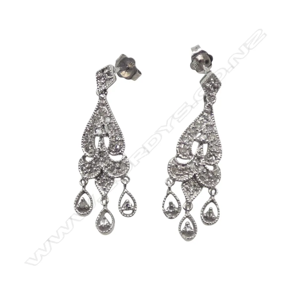 10ct WHITE GOLD DIAMOND CHANDELIER EARRINGS, 3gm Image 1++