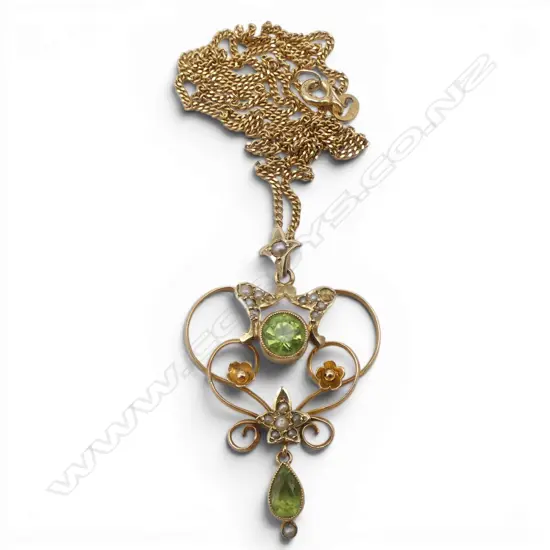9CT GOLD SEED PEARL & PERIDOT PENDANT ON 9CT GOLD CHAIN 50cm 5.3GMS TWO SEED PEARLS MISSING