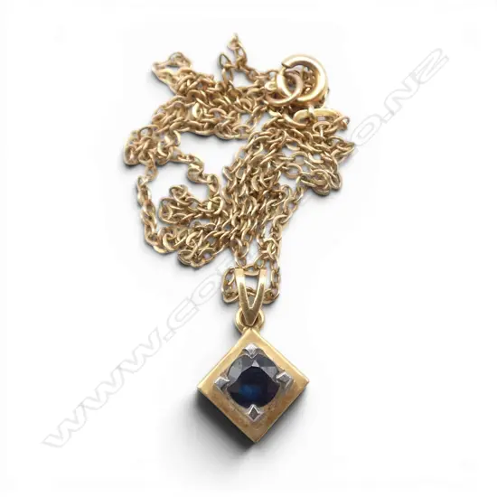 18CT GOLD  SAPHIRE PENDANT 1.4GMS ON 9CT GOLD CHAIN 1.2GMS