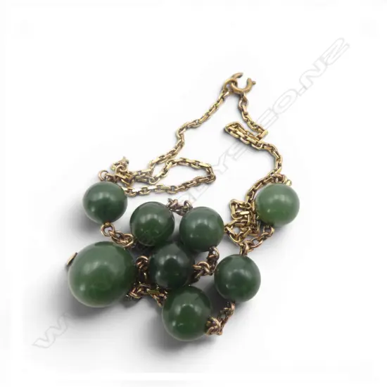 12ct GOLD & POUNAMU STATION NECKLACE, L.430mm, 21.16gm, base metal clasp, valuation avail