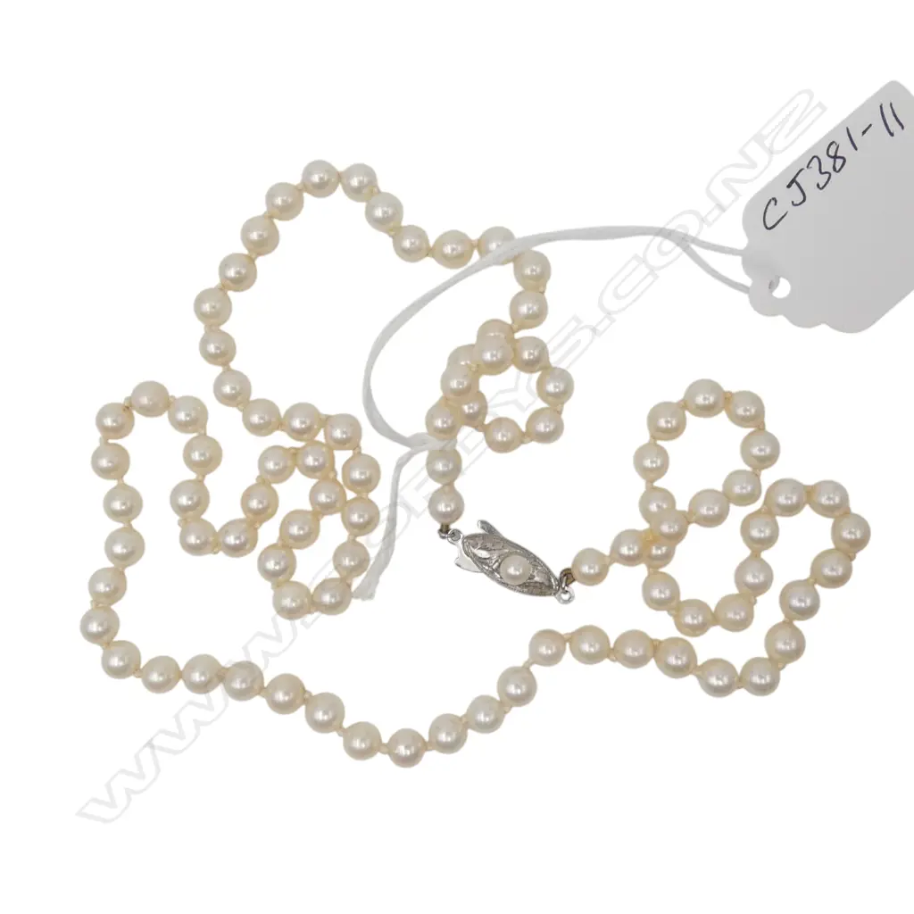 STRAND CULTURED PEARLS, 5-5.5mm Image 1++