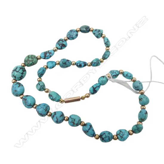 9ct GOLD & TURQUOISE NUGGET GRADUATING BEAD NECKLACE L.400mm