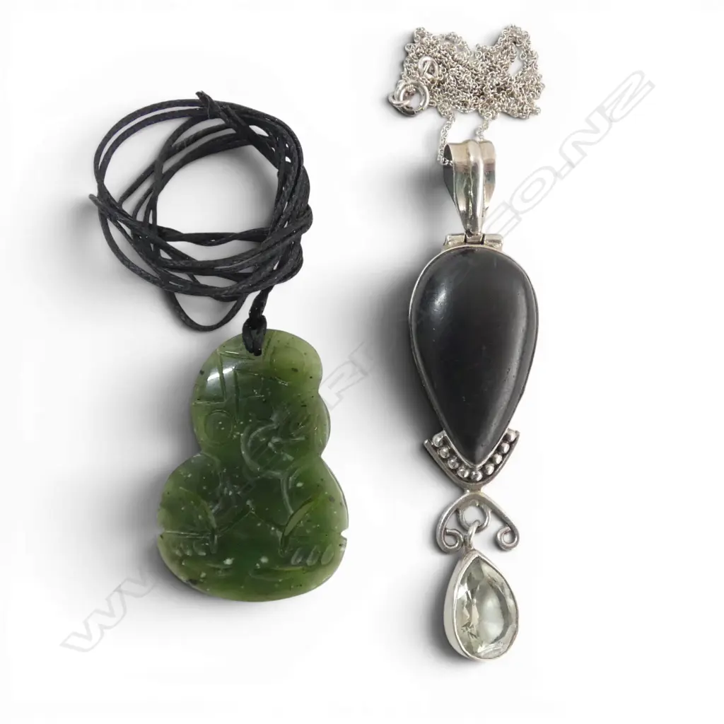 SILVER PENDANT on SILVER CHAIN & POUNAMU HEI TIKI PENDANT on CHORD Image 1++