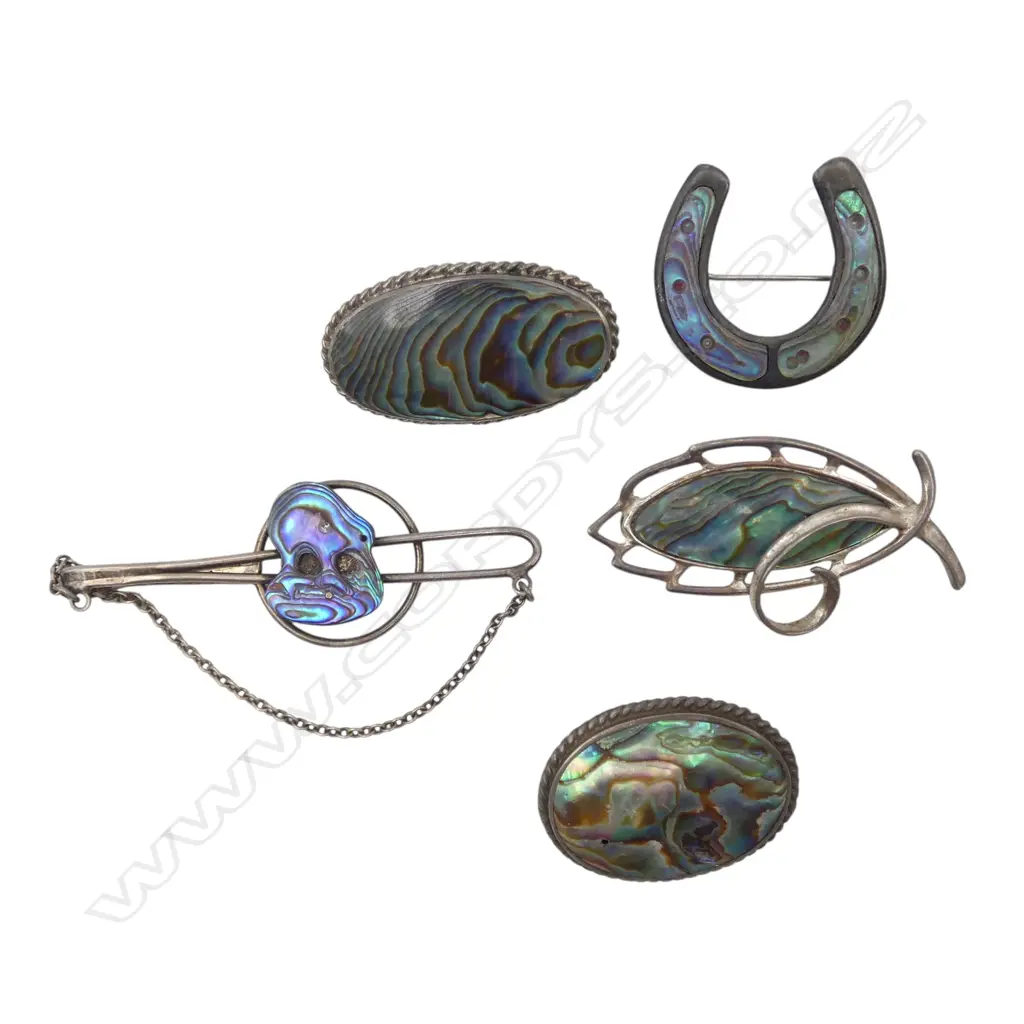 5 VINTAGE SILVER & PAUA NZ BROOCHES Image 1++