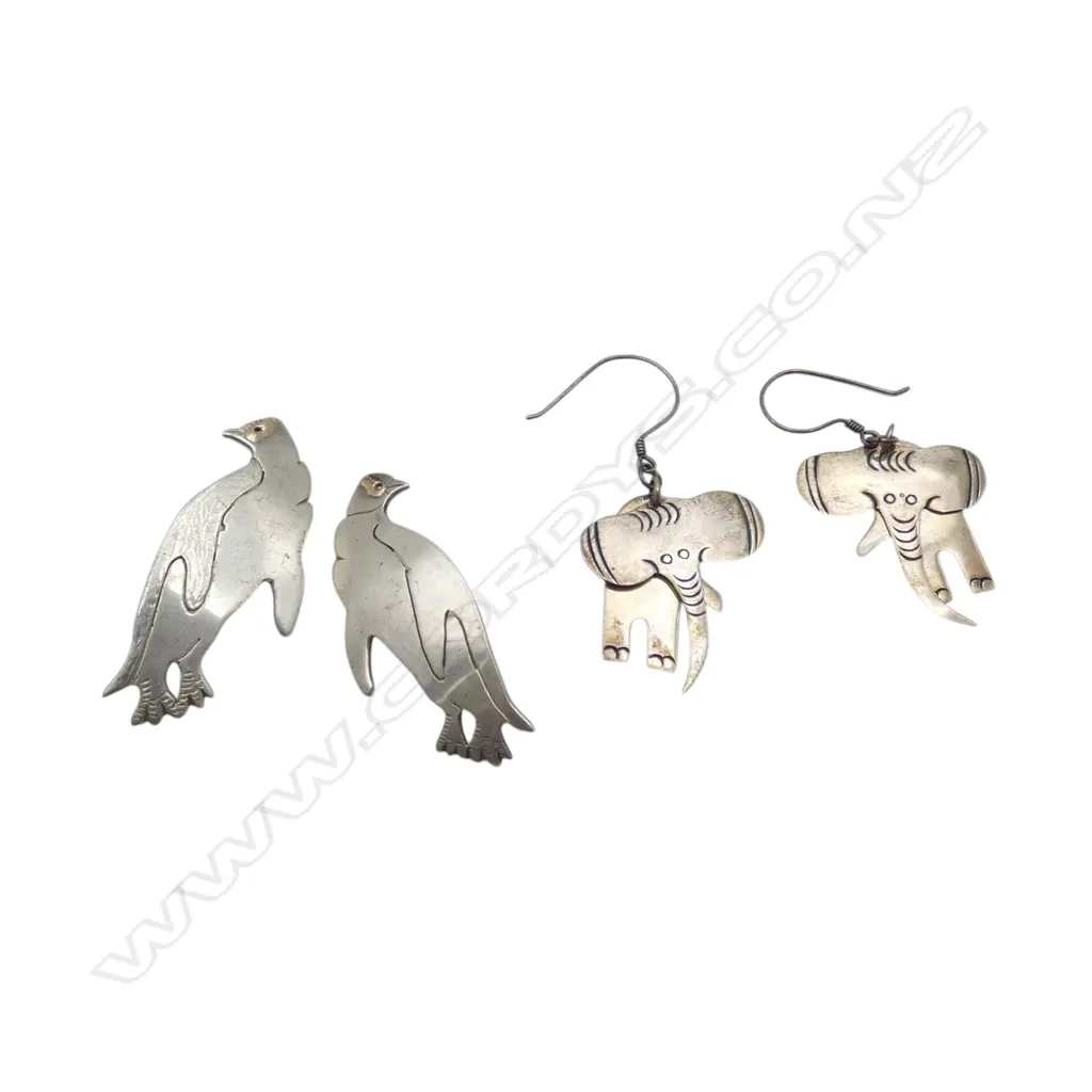 MIRROR PAIR SILVER PENGUIN BROOCHES gold eyes + PR SILVER 2 SECTION ELEPHANT EARRINGS Image 1++