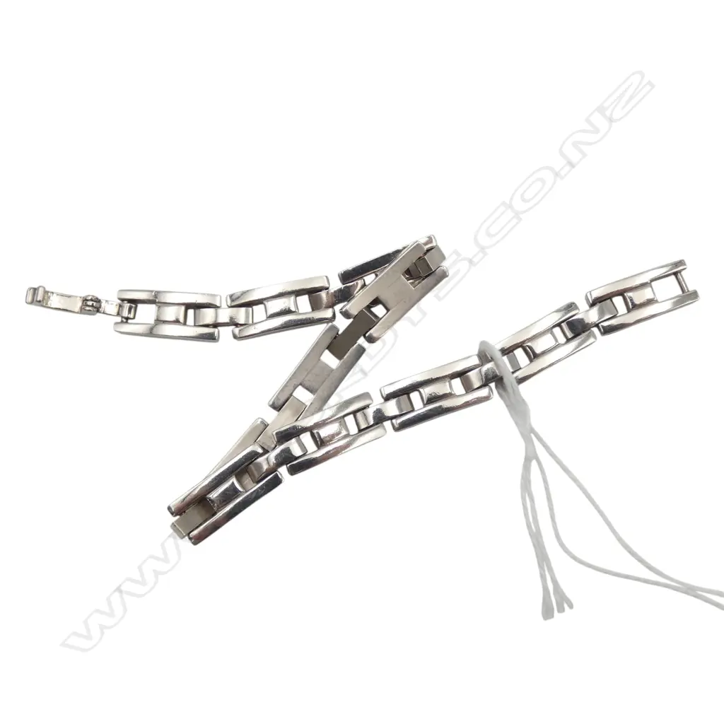 SILVER H LINK BRACELET, 22.8gm Image 1++