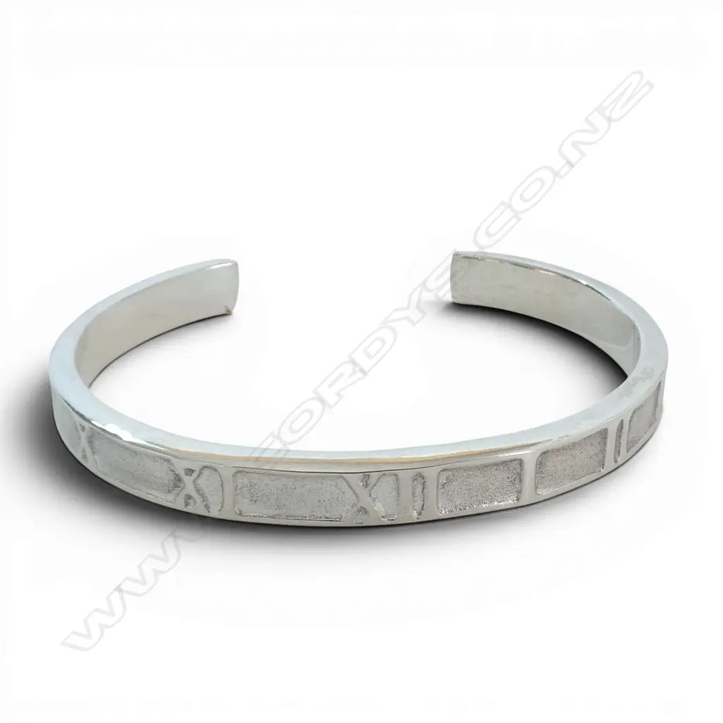 TIFFANY 925 BANGLE 21.4 GMS Image 1++