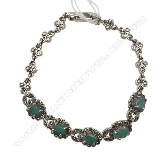 EMERALD? & S/SILVER BRACLET 15.5G TOTAL WIEGHT