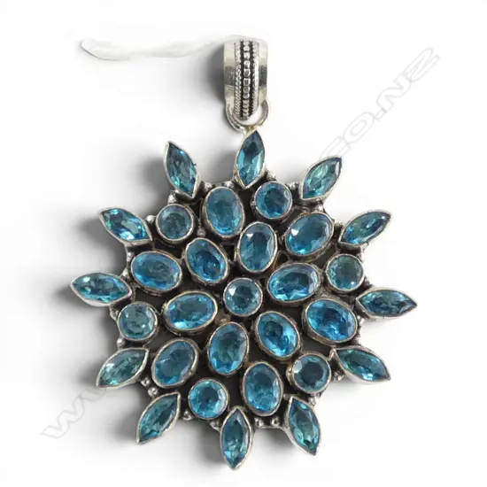 925 SILVER & BLUE STONES PENDANT 28.8GMS