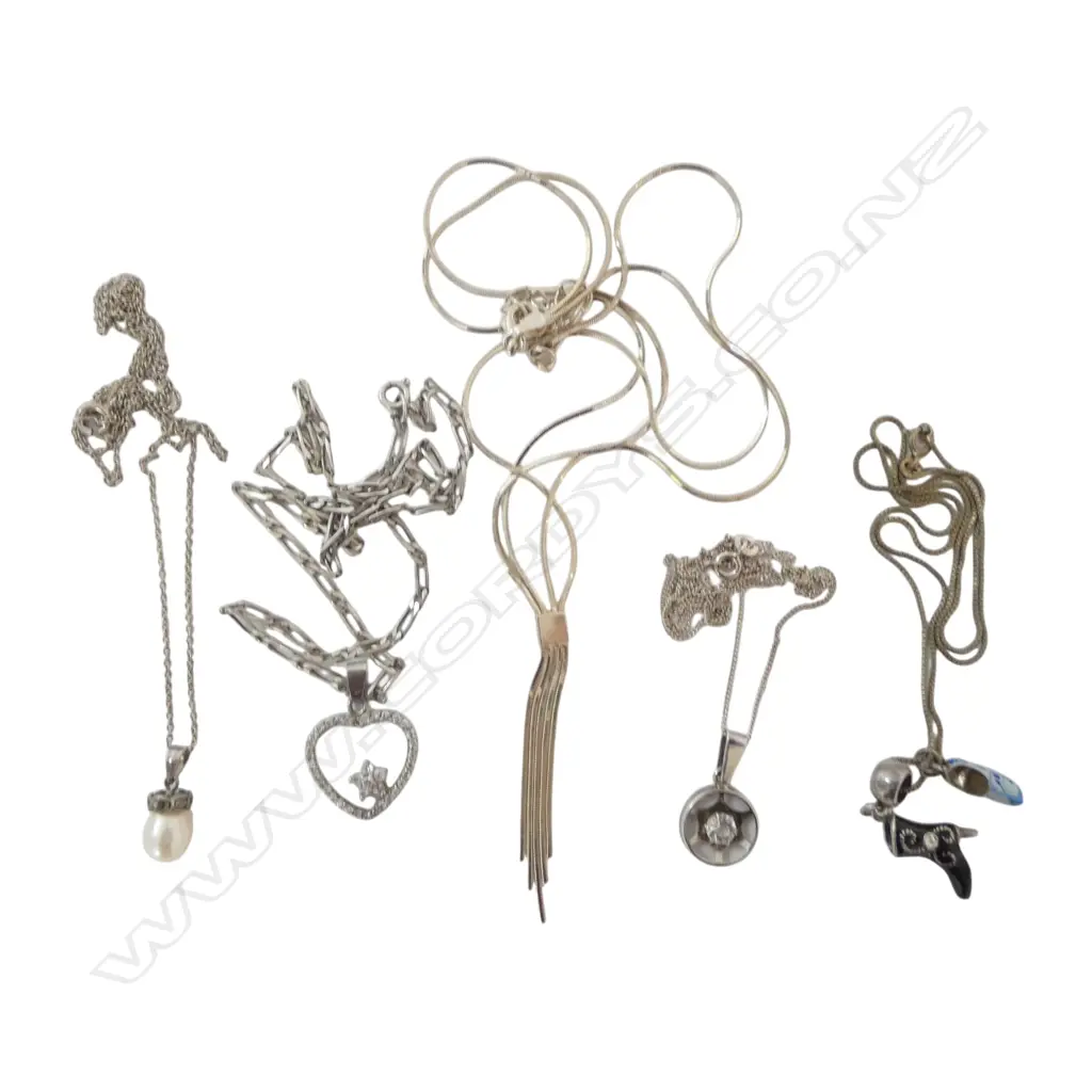 5 SILVER NECKLACES with various pendants: heart + pearl + shoes Image 1++
