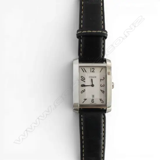 'COACH' UNISEX (LGE) DRESS WATCH steel case leather strap w box & papers. Not running needs battery? 