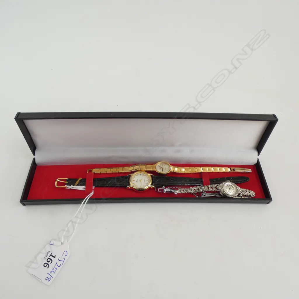 3 LADIES WRIST WATCHES Image 1++