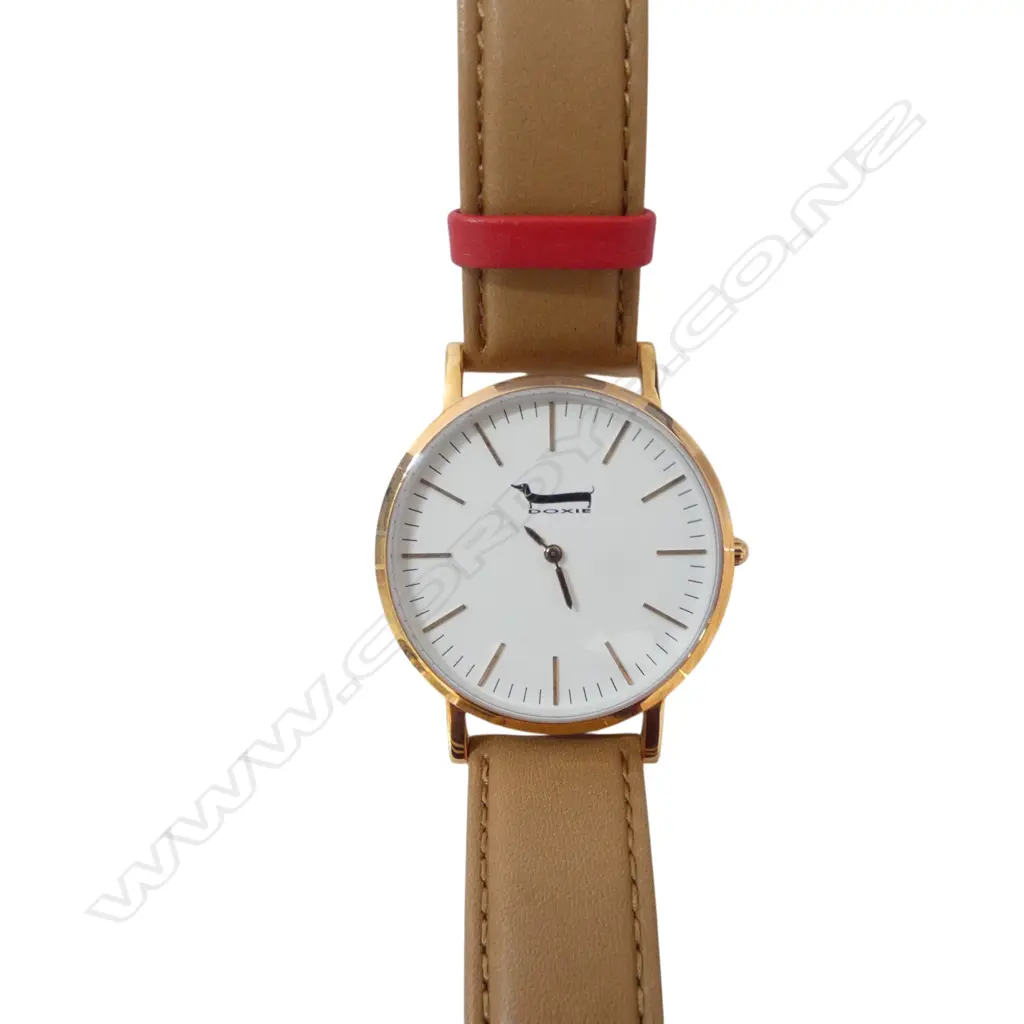 LADIES DOXIE QUARTZ WRISTWATCH, BOXED, new old stock Image 1++