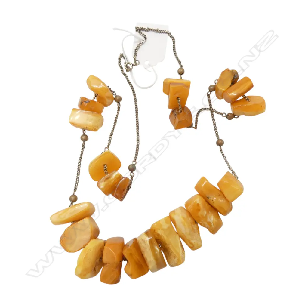 CHUNKY AMBER AND CHAIN NECKLACE From the estate of jeweller Simon Misdale Image 1++
