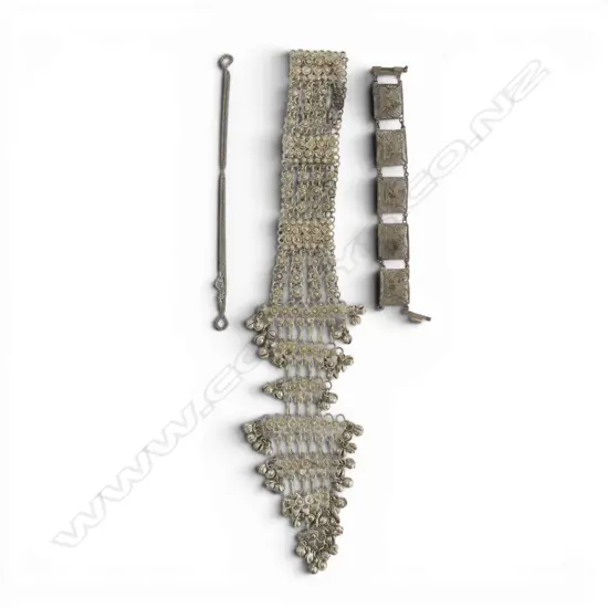 ETHNIC SILVER CHAIN NECKLACE & BRACELET faulted, 170gm