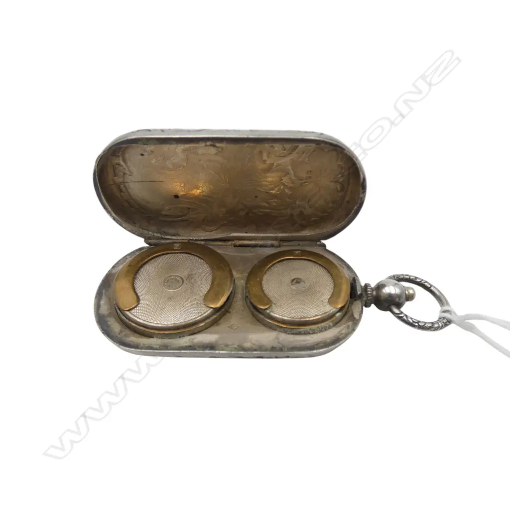 SILVER ART NOUVEAU SOVEREIGN CASE, 37.88gm Image 1++