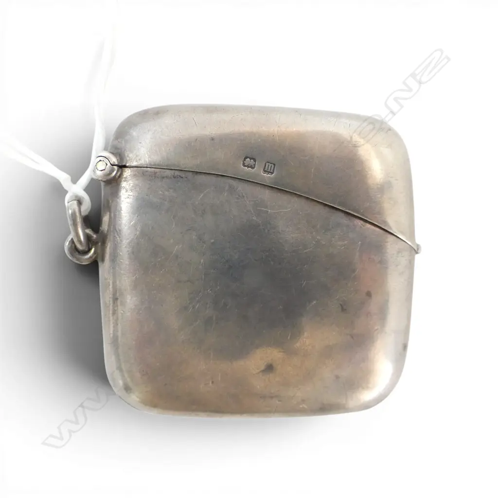 Birmingham 1911 SILVER VESTA unusual slope to lid. 40gms  Image 1++