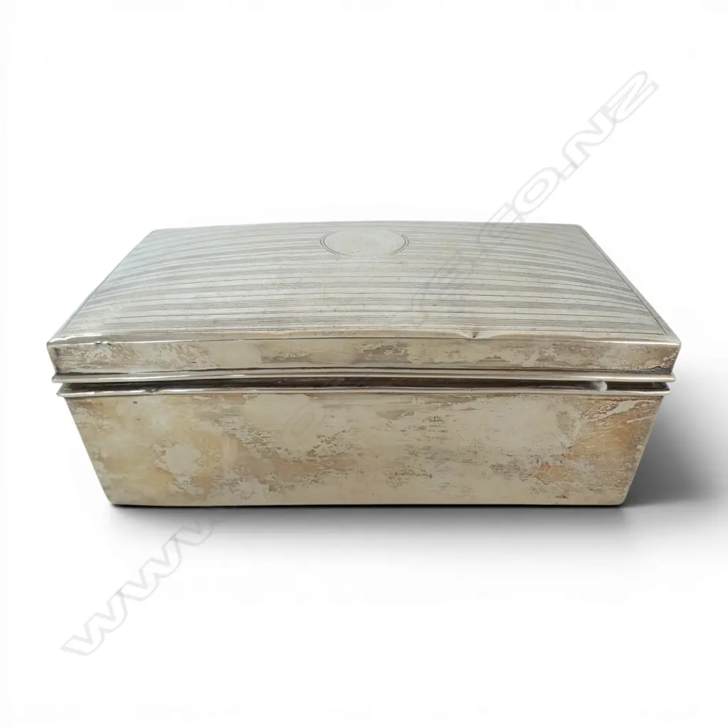 Birmingham 1924 SILVER CIGARETTE BOX some faults 629gms Image 1++