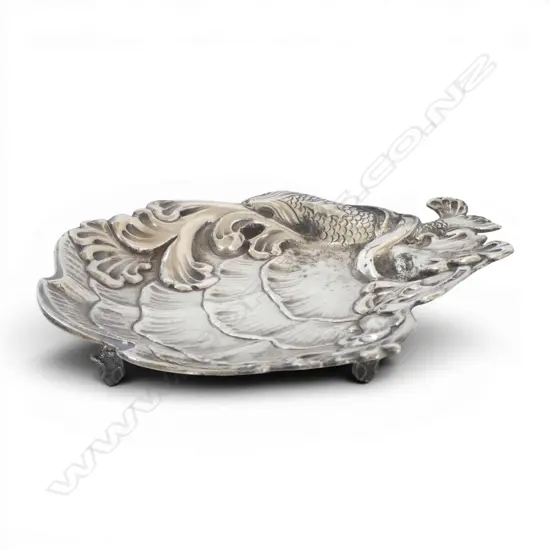 S/SILVER FISH & SHELL DISH LEVI & SALAMAN MAKER BIRMINGHAM 1900 80GMS