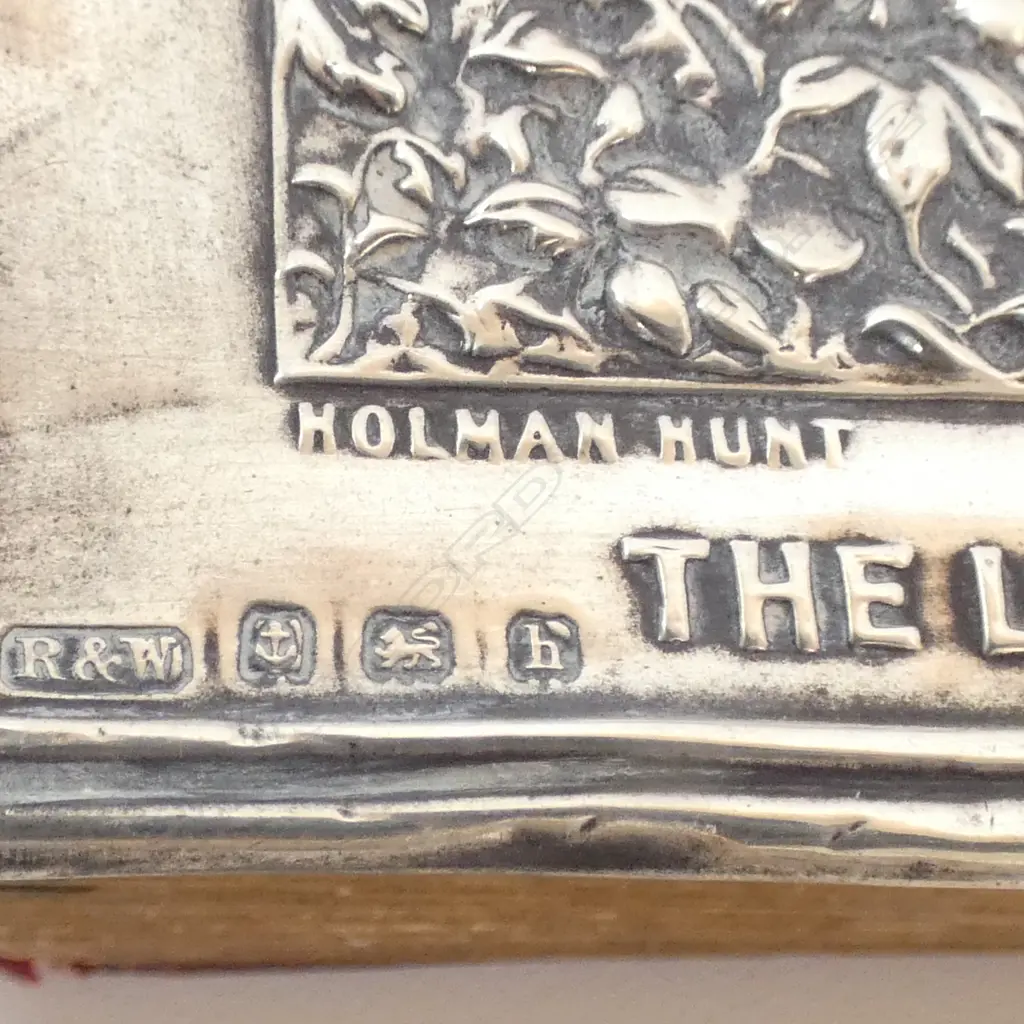 SILVER COVERED BOOK of COMMON PRAYER BIRM. 1907 The Light of the World' by Holman Hunt Image 1++