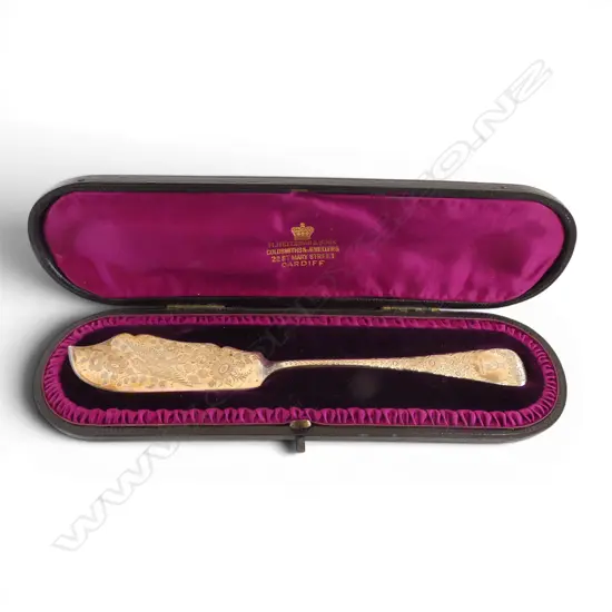 CASED SILVER MASTER BUTTER KNIFE, LONDON 1892, 49gm