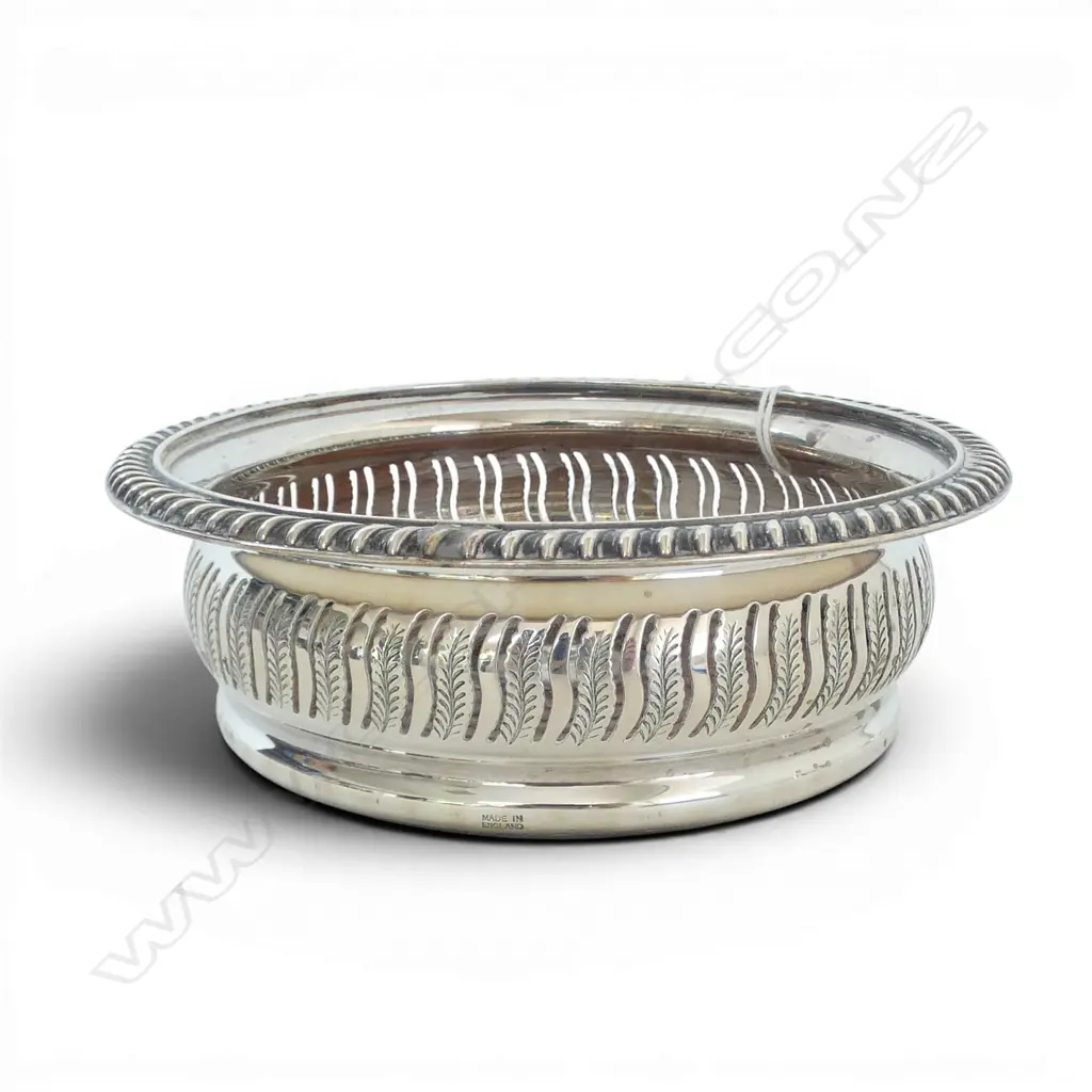 S/SILVER WINE COASTER TOTAL WIEGHT 186GRS - no felt to base Image 1++