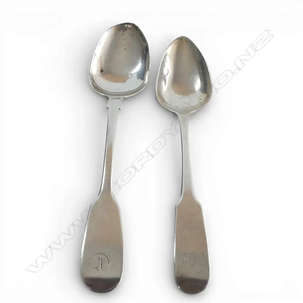 2 GEORGIAN STG SILVER SPOONS, HALLMARKED EDINBURGH, ONE 1813, OTHER RUBBED, 25gms Image 1++