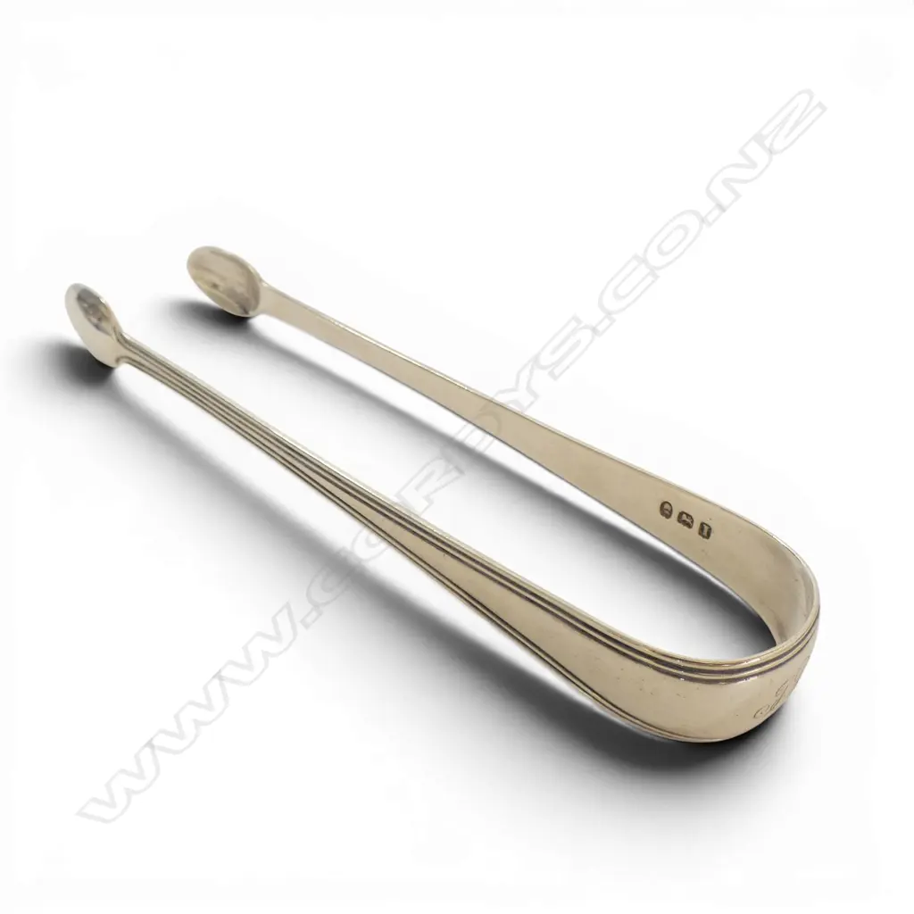  GEO S/SILVER SUGAR TONGS 30GNS Image 1++