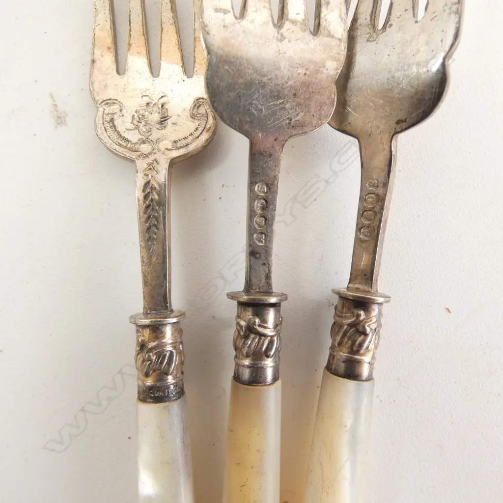 8 MOP HANDLED SILVER PLATE FORKS L.180/108mm Image 1++