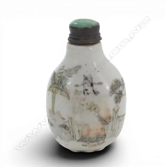 19C ANTIQUE CHINESE FAMILLE ROSE SNUFF BOTTLE JADE TOP H75MM