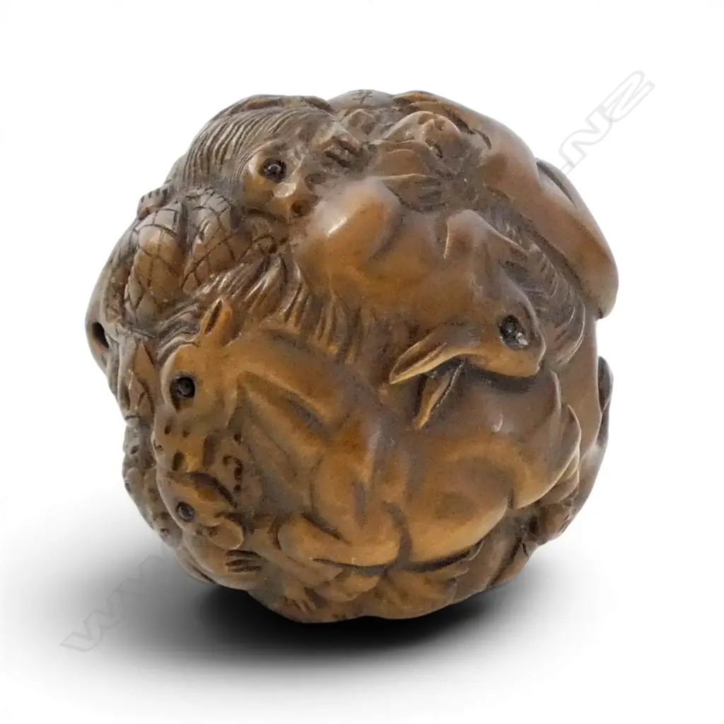 FINELY CARVED WOOD ROUND NETSUKE of multiple Zodiac animals etc Image 1++