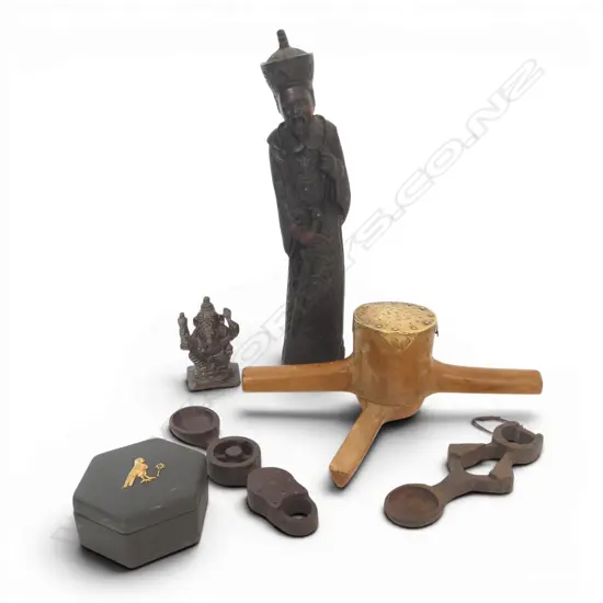 WELSH WOODEN LOVE SPOONS, BRASS TOPPED WOODEN PRESS, TRINKET BOX, RESIN CHINESE FIG & CAST GANESH FIG