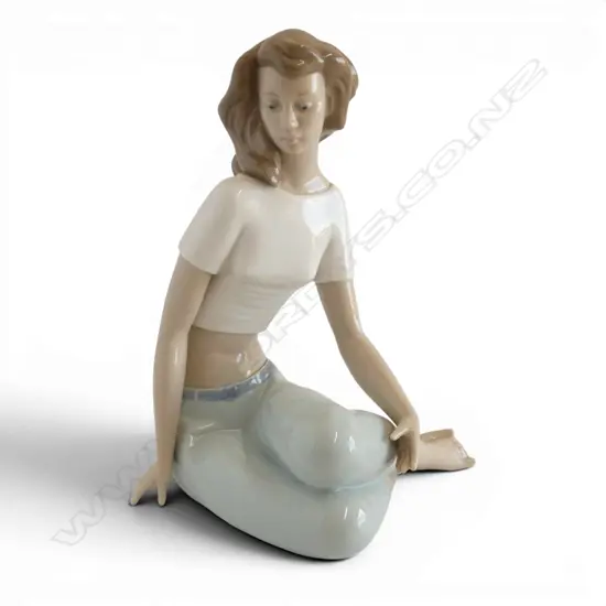 NAO FIGURE SEATED GIRL H260MM