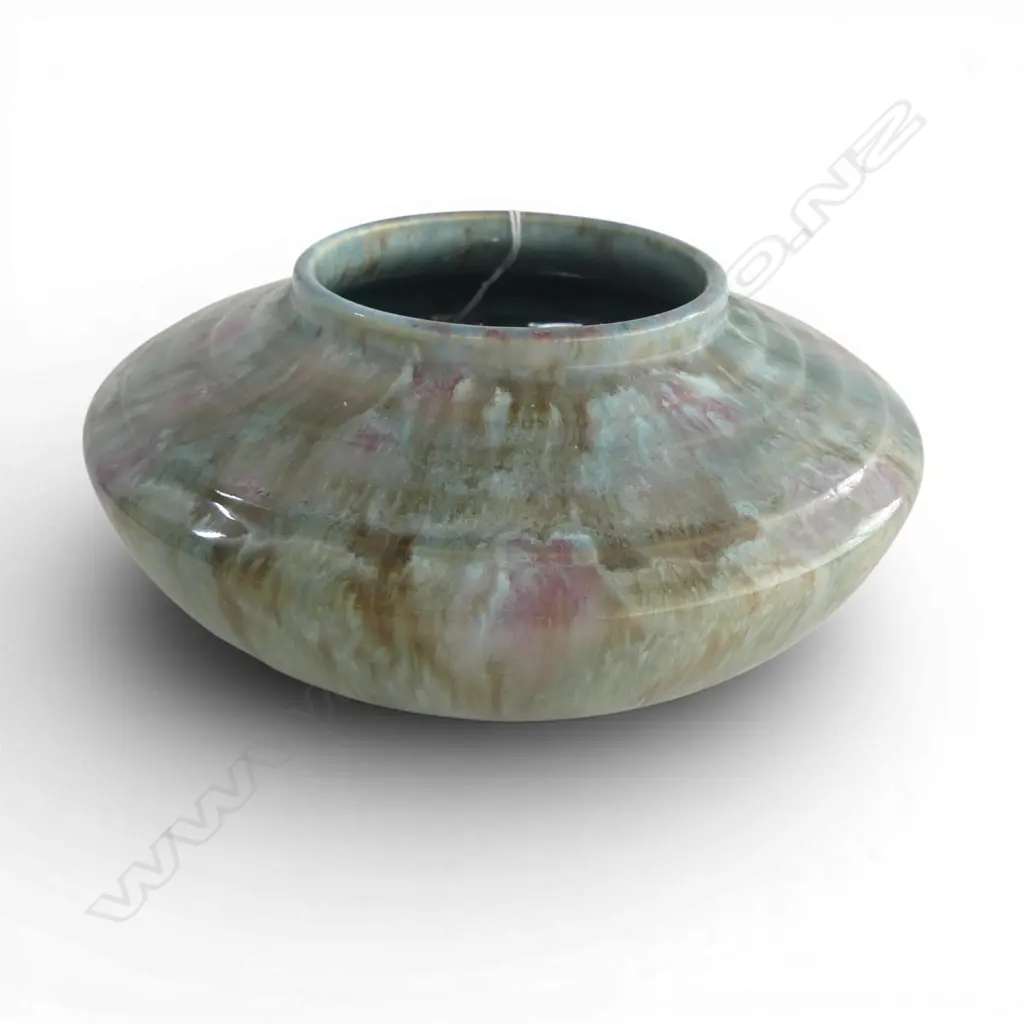 JOVA RANCICH (1888-1942) POTTERY BOWL base inscribedwith potters name & Waitakare 1934, Dia.190mm Image 1++