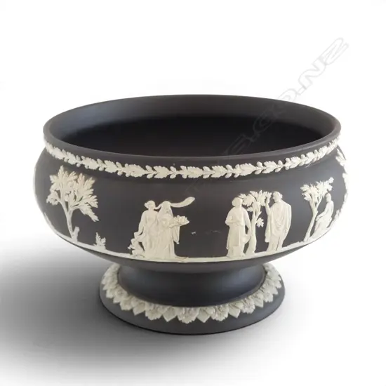WEDGWOOD JASPER WARE FOOTED BOWL Dia.220 H.125mm