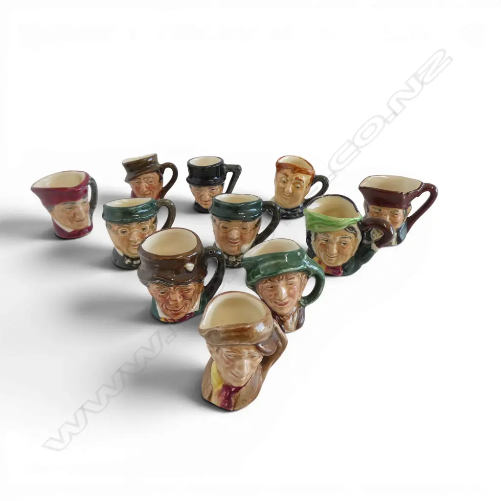 11 ROYAL DOULTON CHARACTER JUGS H.35mm Image 1++