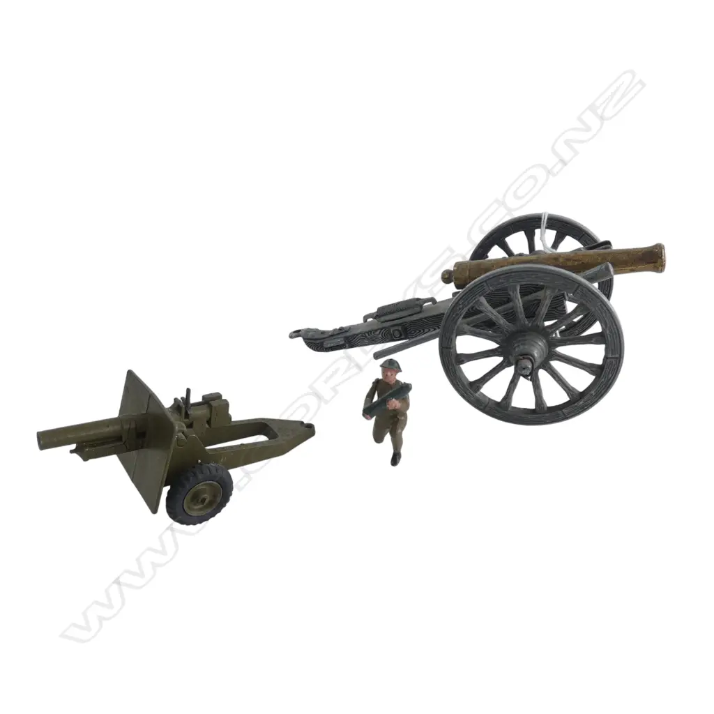BRITAINS HOLLOW CAST CANNON AND LOADER small crack L.100 + METAL MODEL CANNON L.185mm Image 1++
