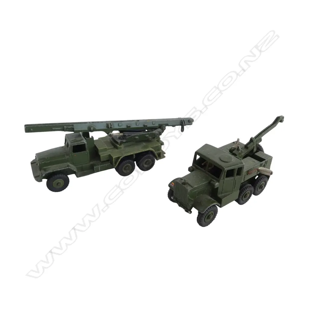 DINKY SUPETOYS MILITARY TWO TRUCK & LAUNCHER L.190mm Image 1++