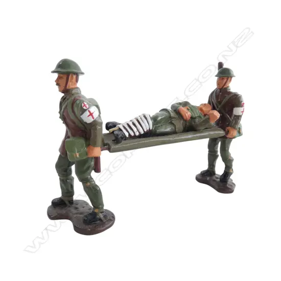 BRITAINS METAL SOLID CAST WW1 STRETCHER BEARERS & CASUALTY L.95mm
