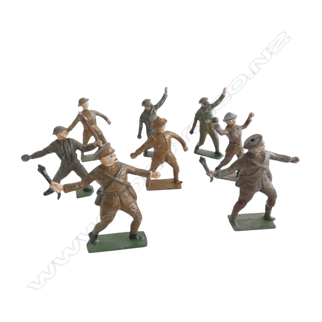 8 BRITAINS & JOHN HILL HOLLOW CAST LEAD GRENADE THROWERS H.55mm Image 1++