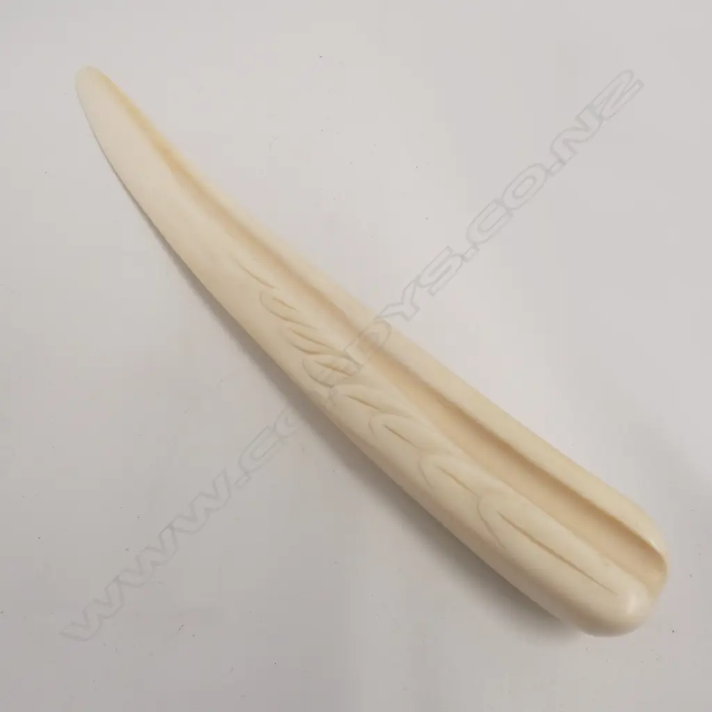 CARVED IVORY LETTER OPENER, SIGNED TO END 'NFF' L.315mm Image 1++