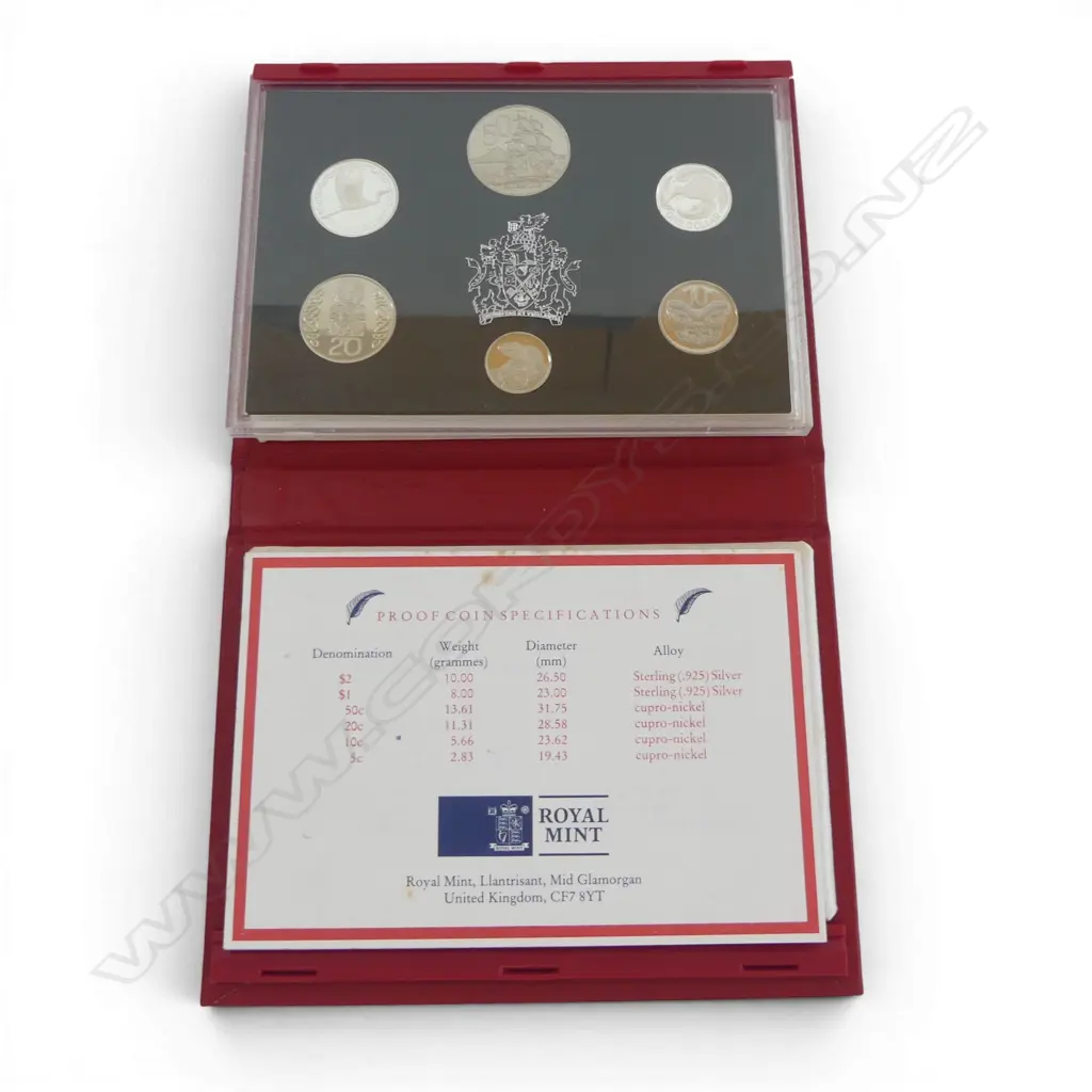 N.Z. 1990 PROOF COIN SET $1 & $2 silver coins 18gms Image 1++