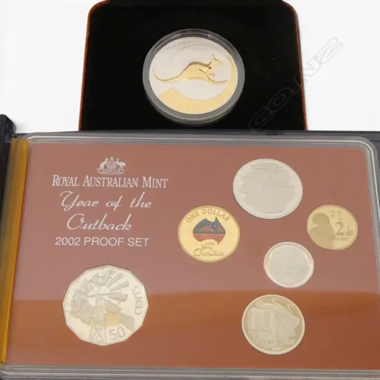 CASED 2004 SELECTIVE GOLD PLATED KANGAROO $1 99.9% SILVER PROOF COIN 1oz + AUS. 2002 YEAR OF THE OUTBACK SET