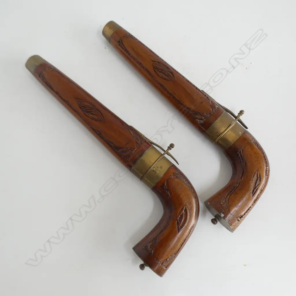 PR WOODEN DAGGERS; PISTOL SHAPED L.290mm Image 1++