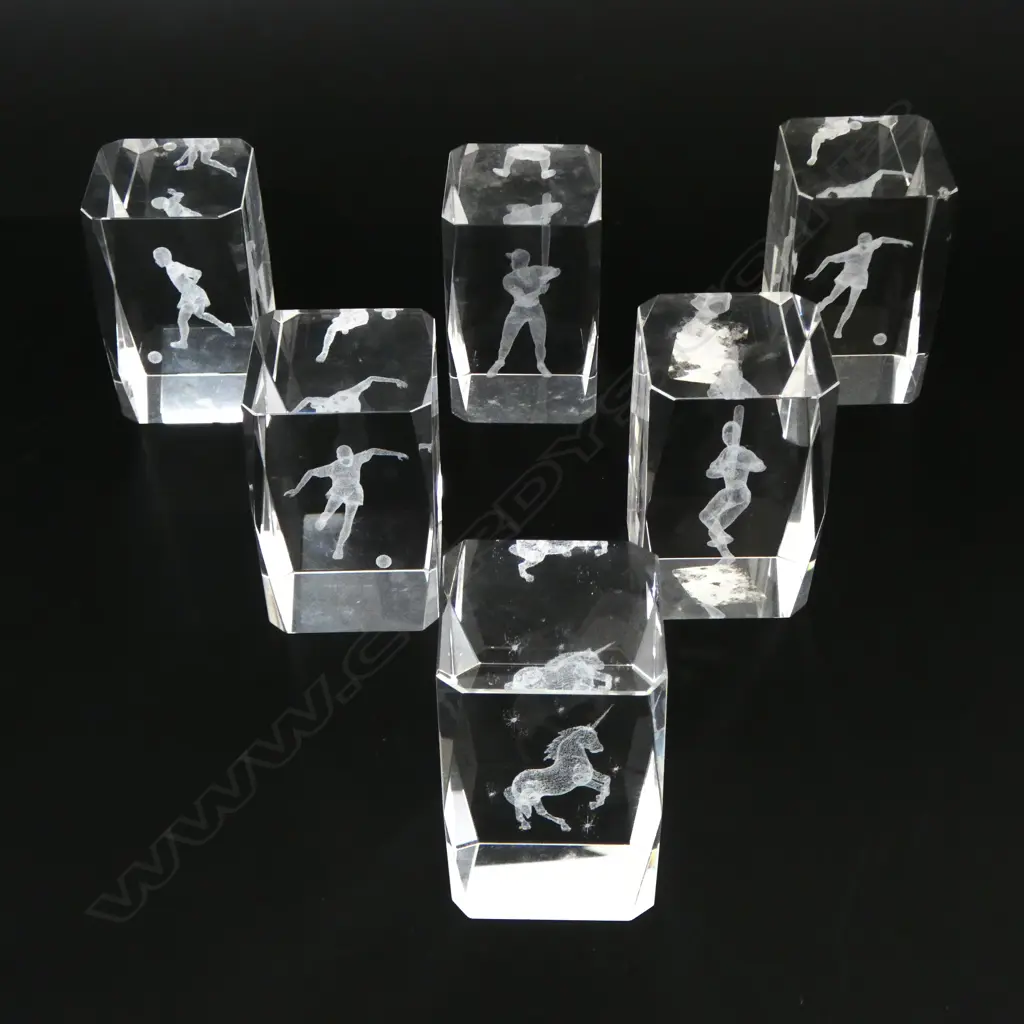  SIX CRYSTAL PAPERWEIGHTS W. 3D FOOTBALL, BASEBALL & UNICORN FIGURES, H.80MM  Image 1++