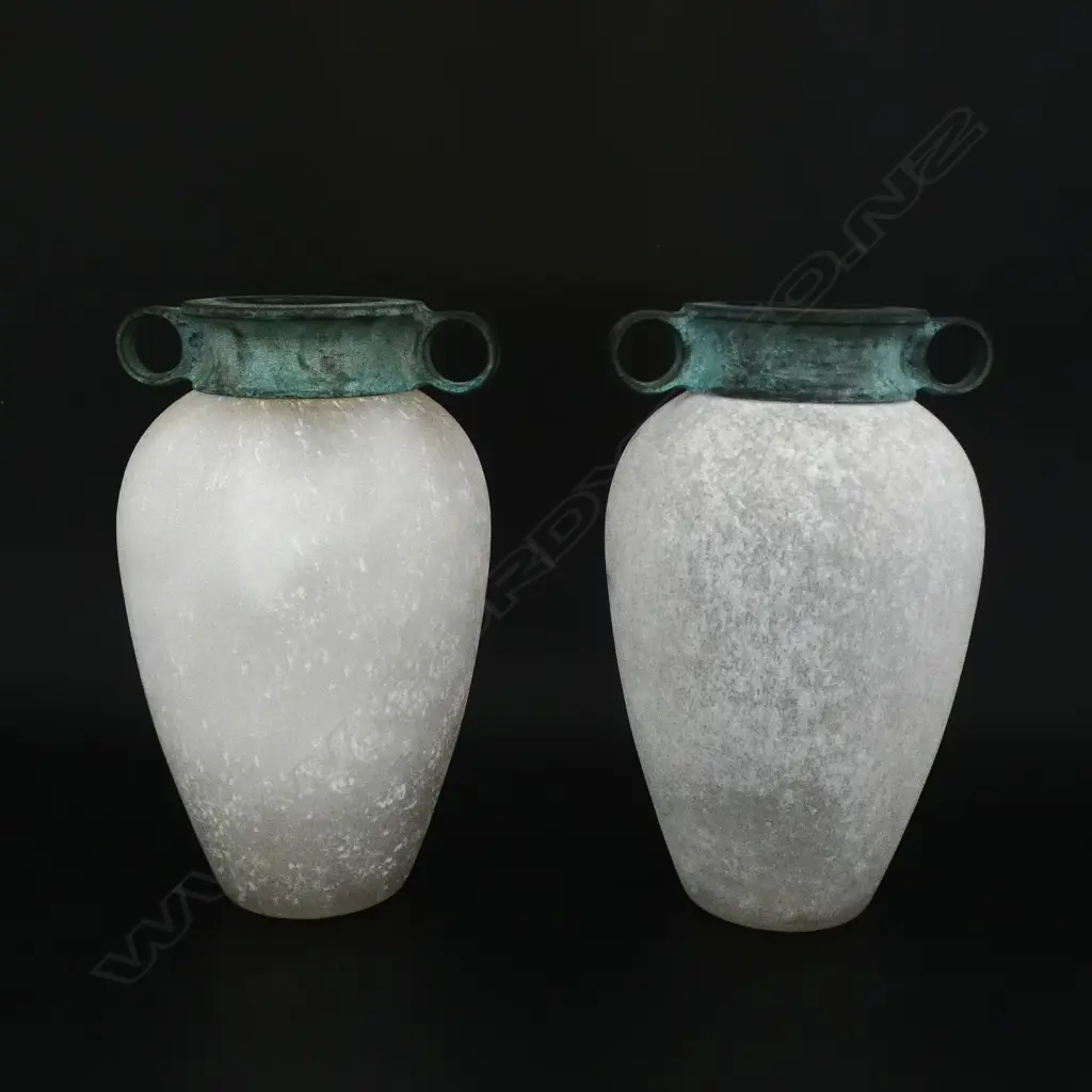 PR OPAQUE GLASS BRONZED METAL TOPPED URNS, H.230mm Image 1++