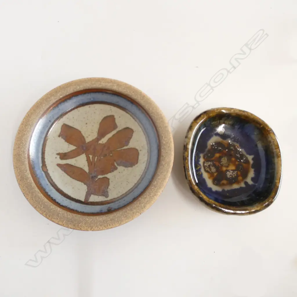 3 NZ STUDIO POTTER DISHES DIA 290 160 & 120MM LARGEST BY RICHARD PARKER Image 1++