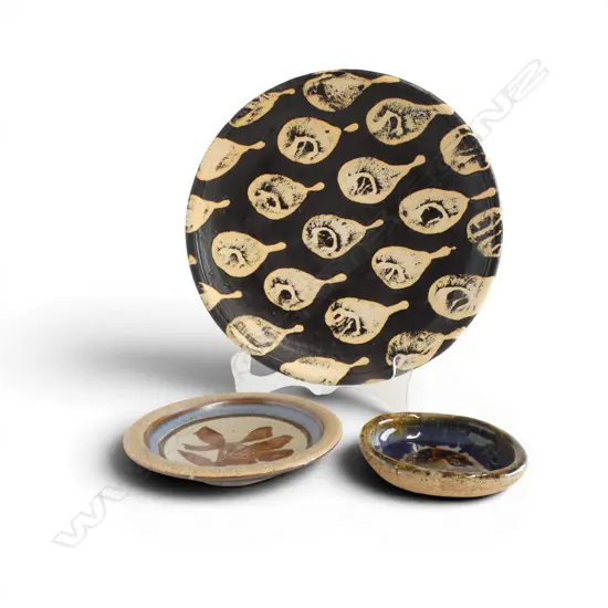 3 NZ STUDIO POTTER DISHES DIA 290 160 & 120MM LARGEST BY RICHARD PARKER