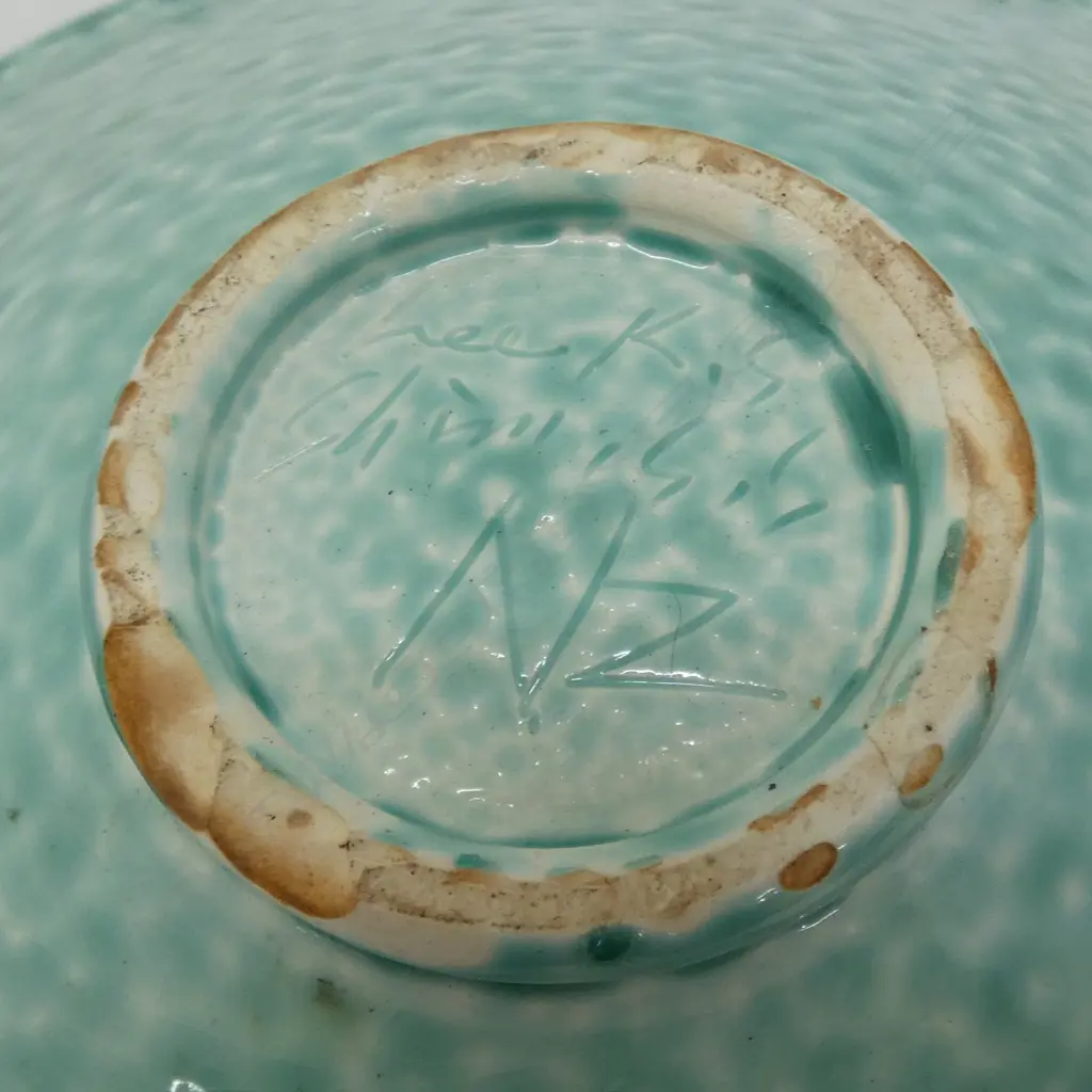 KEUM SUN LEE/SANG SOOL SHIM STUDIO POTTERY BOWL, CELADON GLAZE H.115mm, 390mm dia Image 1++