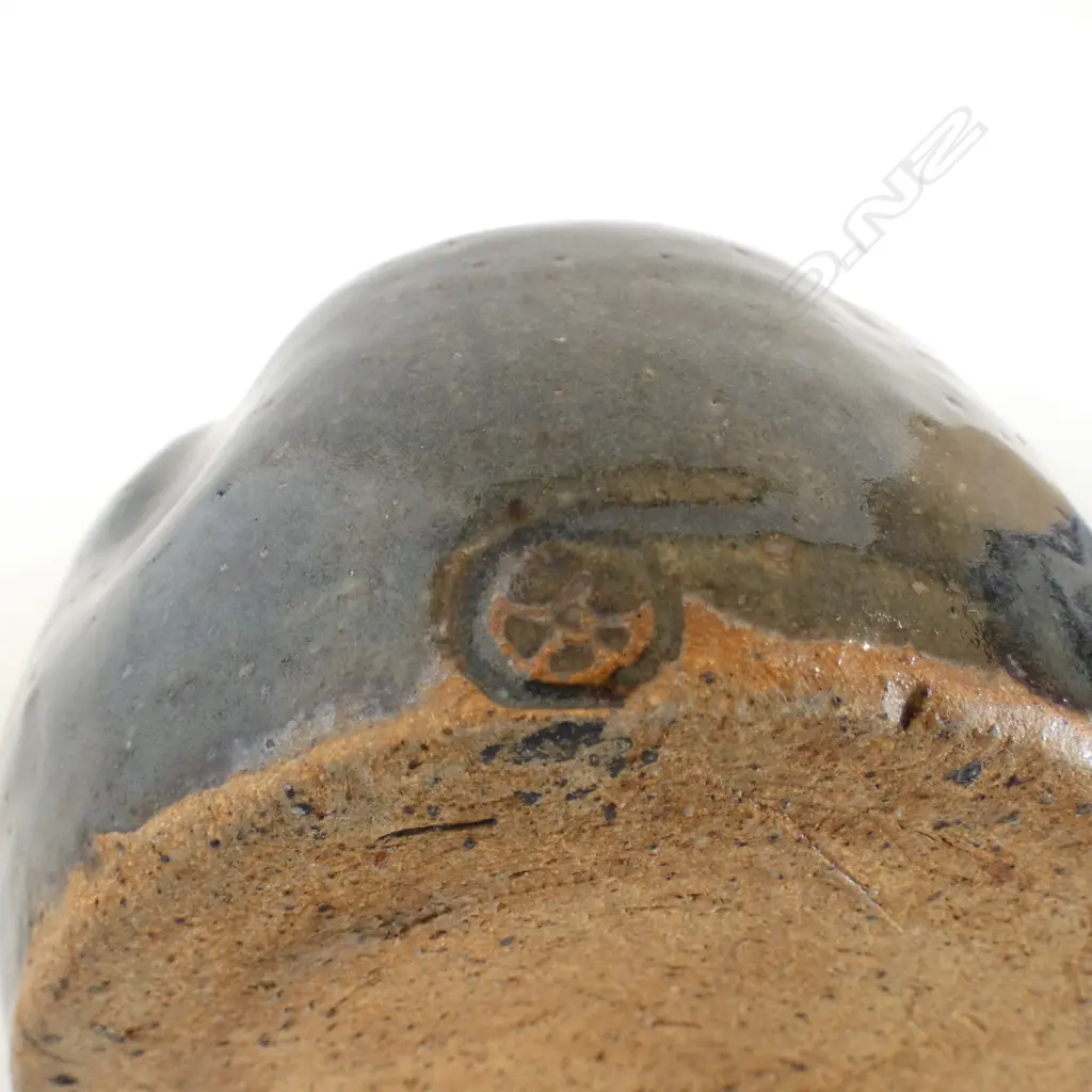 EARLY BARRY BRICKELL LOBED TWO TONE VASE 80 x 170mm Image 1++
